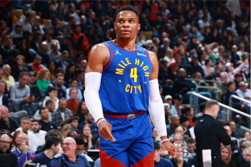 半岛体育官方网站-美记：因国王未能为蒙克找到合适下家，威少加盟国王的可能性不大